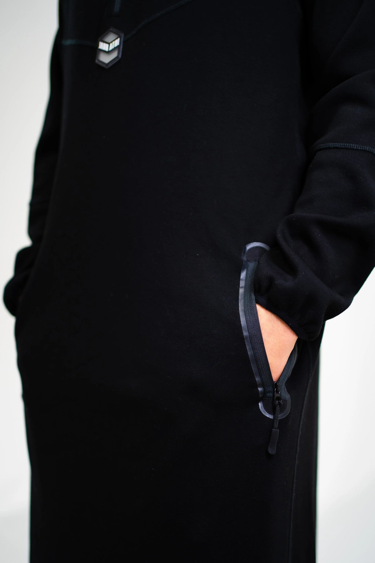 قميص tech من توحيد